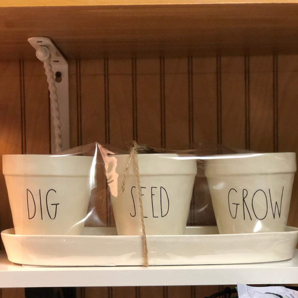 NEW! Rae Dunn Set of 3 Flower Pots